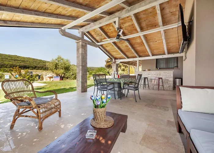 Dioniz Villa